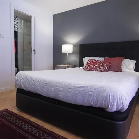 Leaseboa Suites *